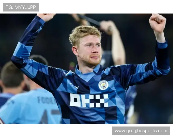 德布劳内右大腿股二头肌重度损伤，预计将缺席至少三个月