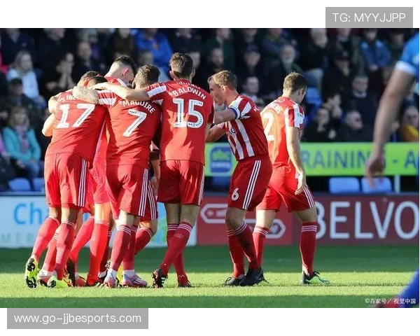 桑德兰库杜斯伤退,热刺锋线轮换受影响